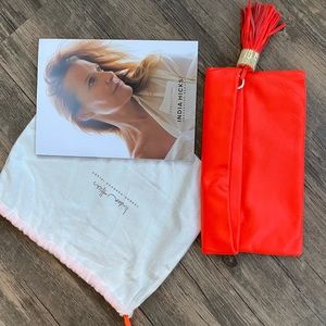 India Hicks flamingo Carmen clutch! Never been used!